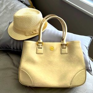 Metallic Matte Gold Tory Burch Structured Handbag w/dust bag. Like new. *VIDEO!